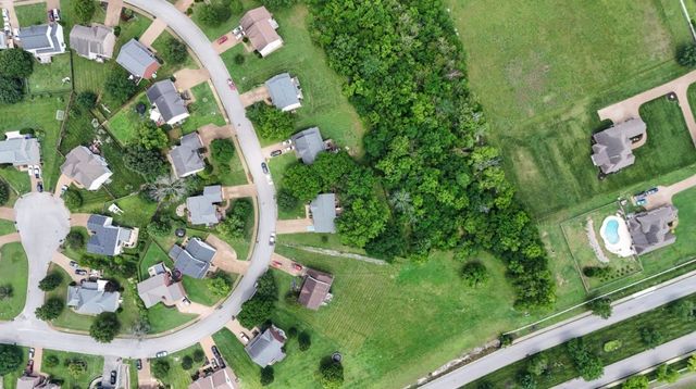 149 Grove Ln, S, Hendersonville, TN 37075