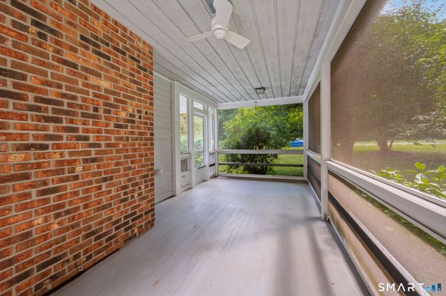 16 Cedar Grove Road, Southbury, CT 06488