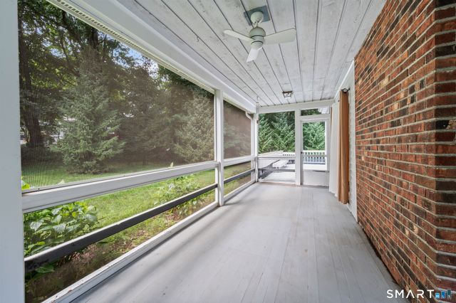 16 Cedar Grove Road, Southbury, CT 06488