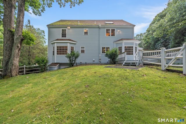 16 Cedar Grove Road, Southbury, CT 06488