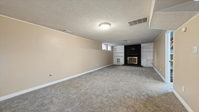 1505 Arbor St, Richland, WA 99352