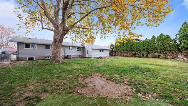1505 Arbor St, Richland, WA 99352
