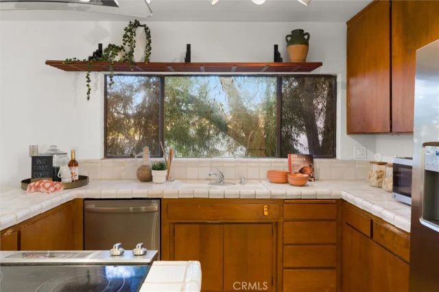 3740 Barbara, San Pedro, CA 90731