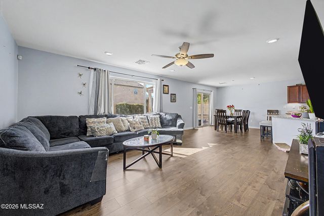 5122 S River Run Drive, Tucson, AZ 85746