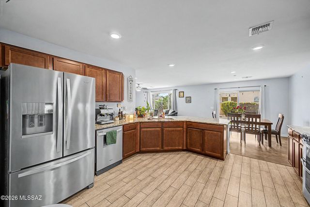 5122 S River Run Drive, Tucson, AZ 85746