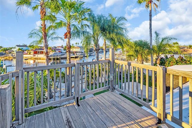 4951 GALLEON COURT, New Port Richey, FL 34652