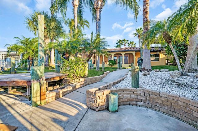 4951 GALLEON COURT, New Port Richey, FL 34652