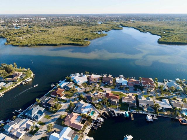 4951 GALLEON COURT, New Port Richey, FL 34652