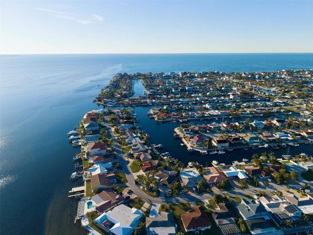 4951 GALLEON COURT, New Port Richey, FL 34652