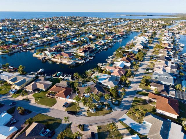 4951 GALLEON COURT, New Port Richey, FL 34652