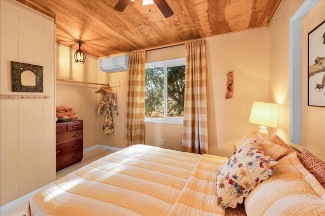 4171 Hughes Lane, Landers, CA 92285