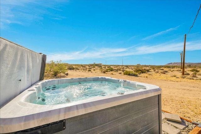 4171 Hughes Lane, Landers, CA 92285