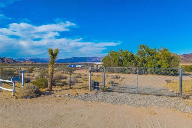 4171 Hughes Lane, Landers, CA 92285