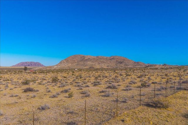 4171 Hughes Lane, Landers, CA 92285