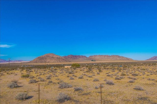 4171 Hughes Lane, Landers, CA 92285