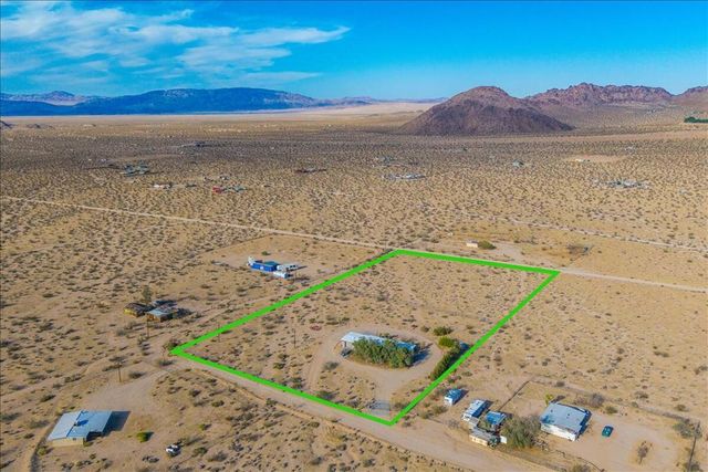 4171 Hughes Lane, Landers, CA 92285