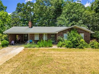 4169 Clarks Bridge Road, Gainesville, GA 30506