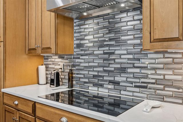 1709 LA FOREST AVENUE, Safety Harbor, FL 34695