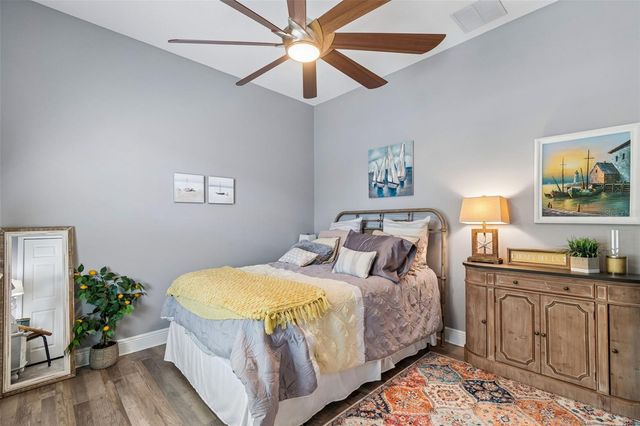 1709 LA FOREST AVENUE, Safety Harbor, FL 34695