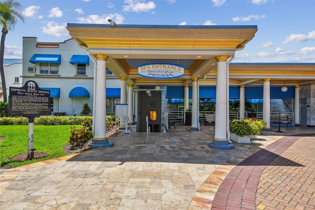 1709 LA FOREST AVENUE, Safety Harbor, FL 34695