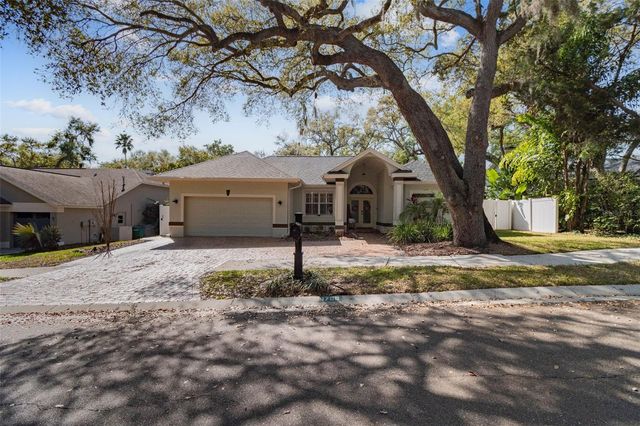 1709 LA FOREST AVENUE, Safety Harbor, FL 34695