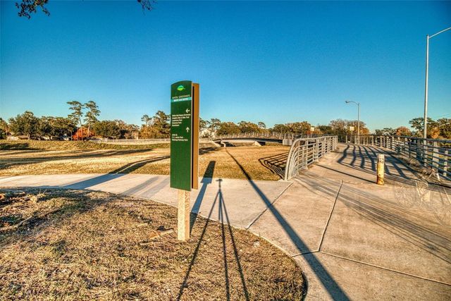 6111 Waltway Drive, Houston, TX 77008