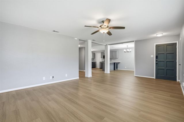6111 Waltway Drive, Houston, TX 77008