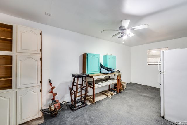 104 DOROTHY ST, Lakehills, TX 78063
