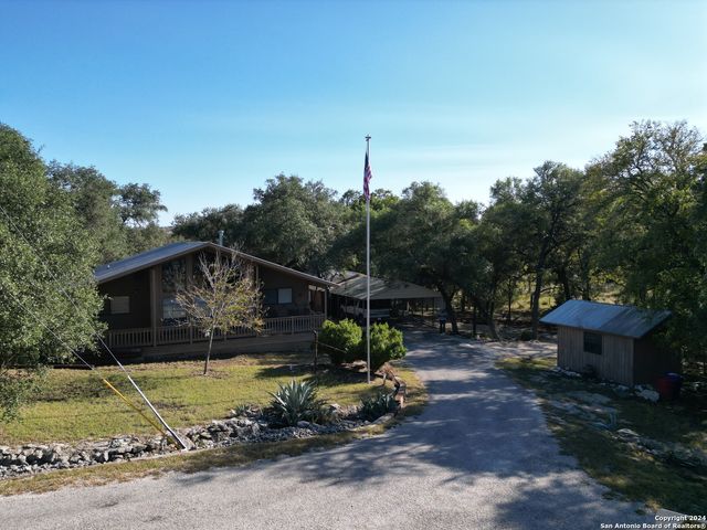 104 DOROTHY ST, Lakehills, TX 78063