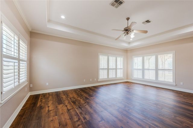625 W County Road 303, Orange Grove, TX 78372