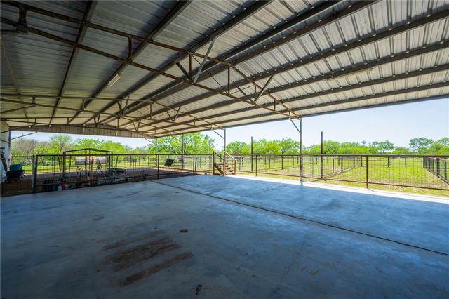 625 W County Road 303, Orange Grove, TX 78372