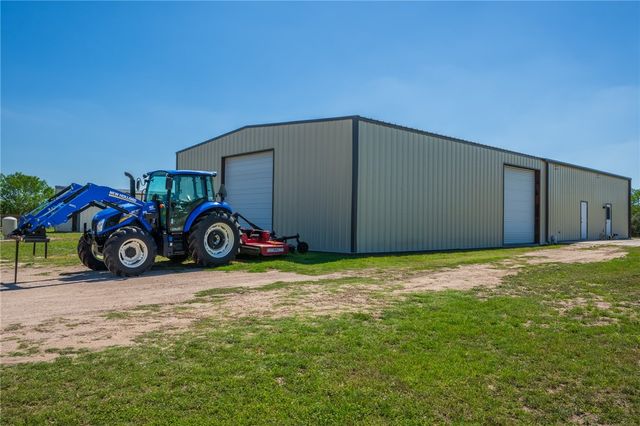 625 W County Road 303, Orange Grove, TX 78372