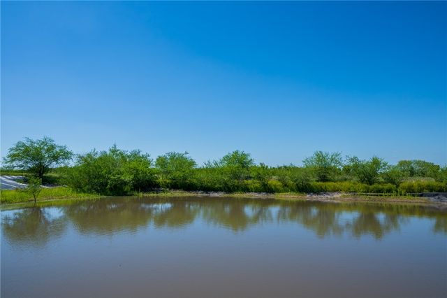 625 W County Road 303, Orange Grove, TX 78372
