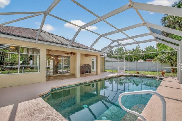 15 LONDONDERRY DRIVE, Palm Coast, FL 32137