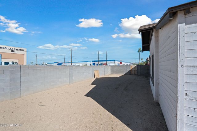 438 N 17TH Avenue A, Phoenix, AZ 85007