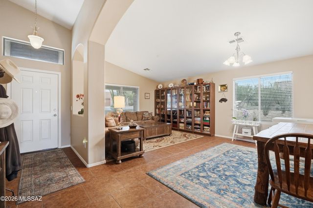 8994 S Placita Rancho De La Vista, Vail, AZ 85641