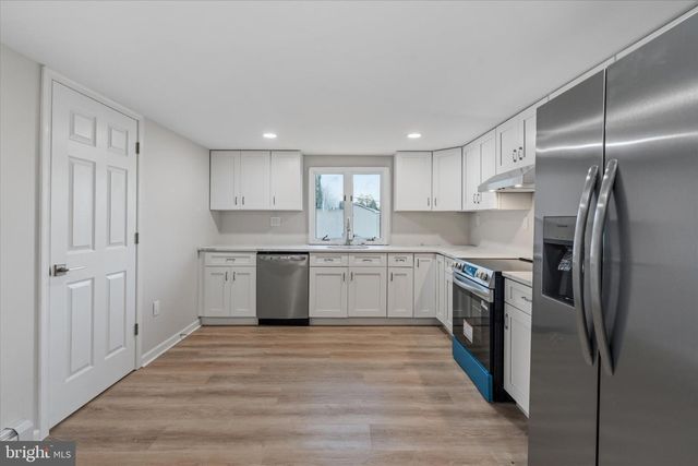 831 DETURKSVILLE RD, Pine Grove, PA 17963