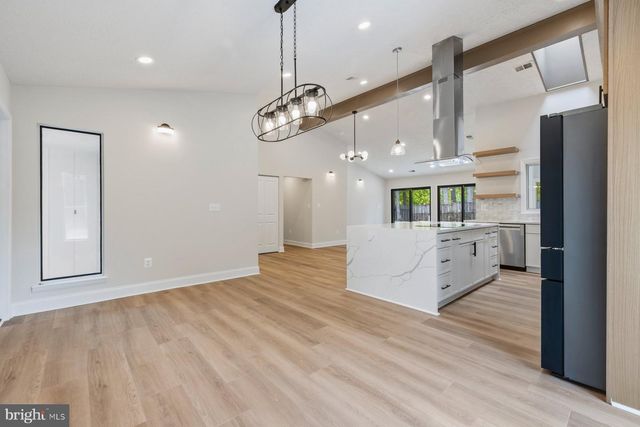 5410 AYLOR RD, Fairfax, VA 22032