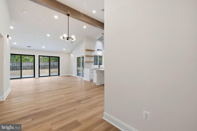 5410 AYLOR RD, Fairfax, VA 22032