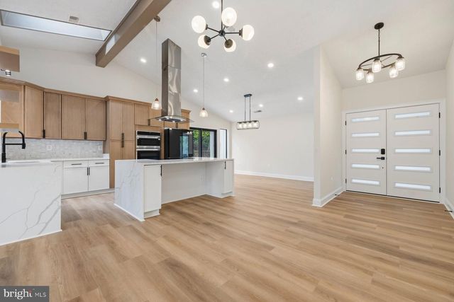5410 AYLOR RD, Fairfax, VA 22032
