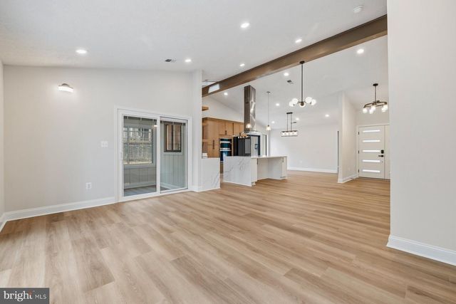 5410 AYLOR RD, Fairfax, VA 22032
