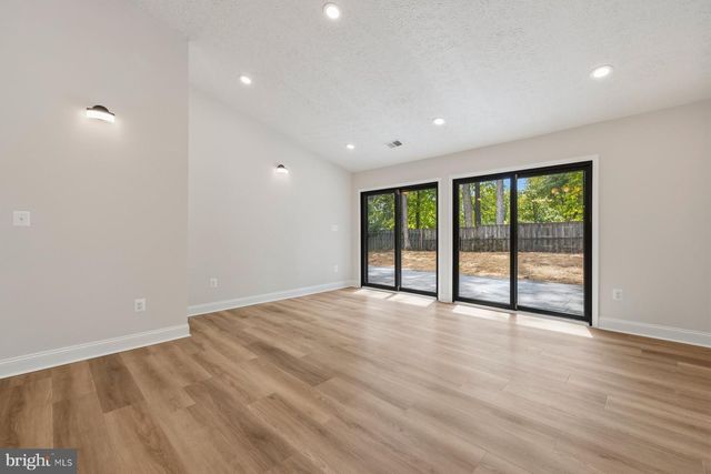 5410 AYLOR RD, Fairfax, VA 22032