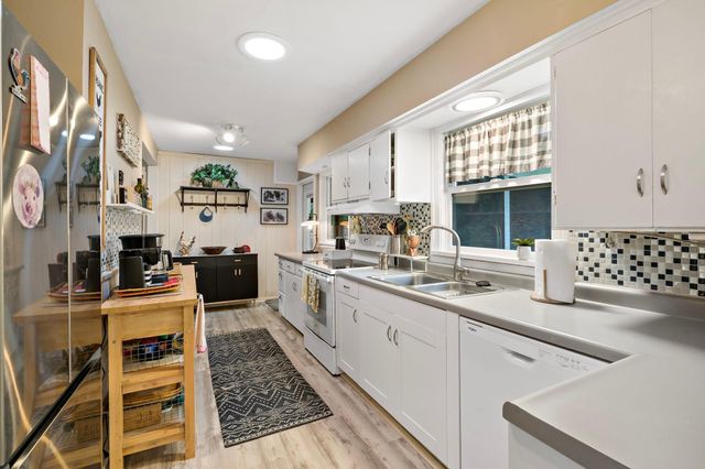 3410 Meadow Lane, Minnetonka, MN 55345