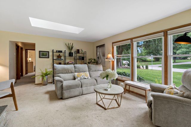 3410 Meadow Lane, Minnetonka, MN 55345