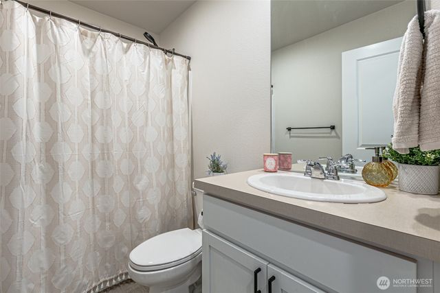 19904 135th Avenue E, Graham, WA 98338