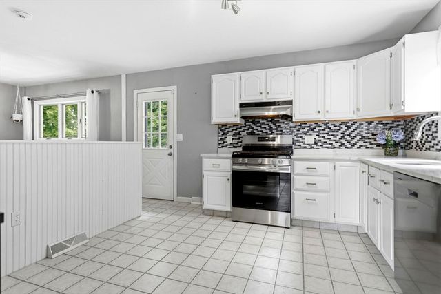 447 Shawsheen Street, Tewksbury, MA 01876