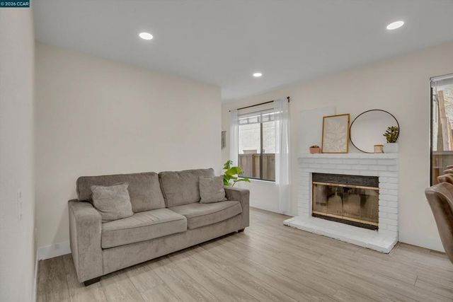 950 Bighorn Ter, Brentwood, CA 94513
