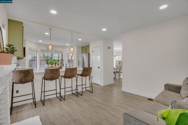 950 Bighorn Ter, Brentwood, CA 94513