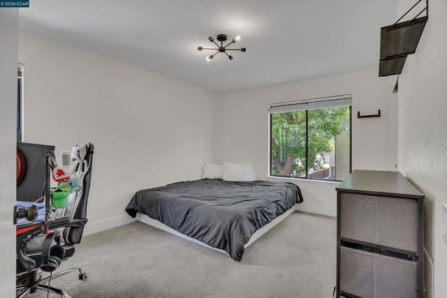 950 Bighorn Ter, Brentwood, CA 94513