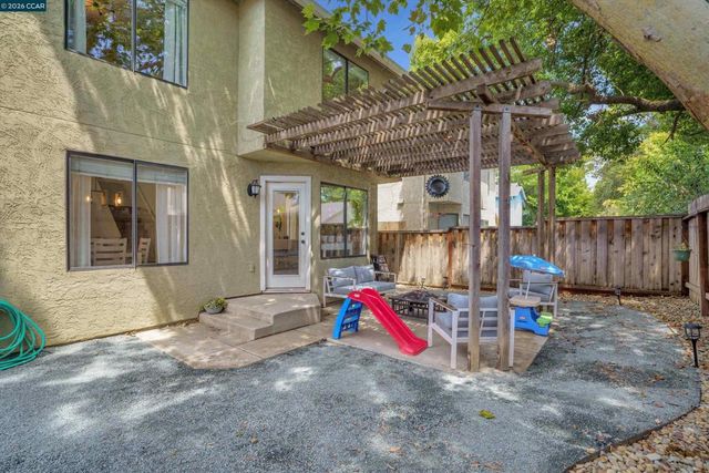 950 Bighorn Ter, Brentwood, CA 94513
